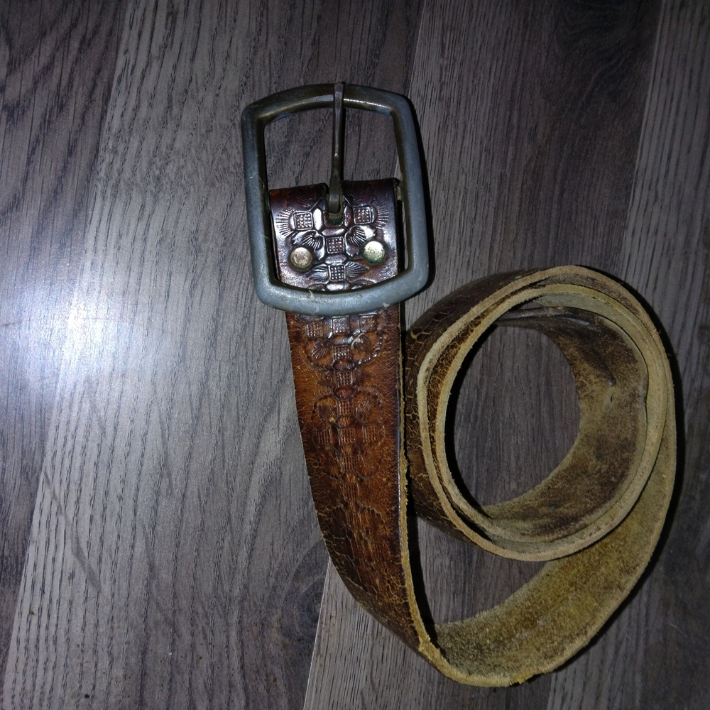 Marlboro Textured Brown Leather Belt